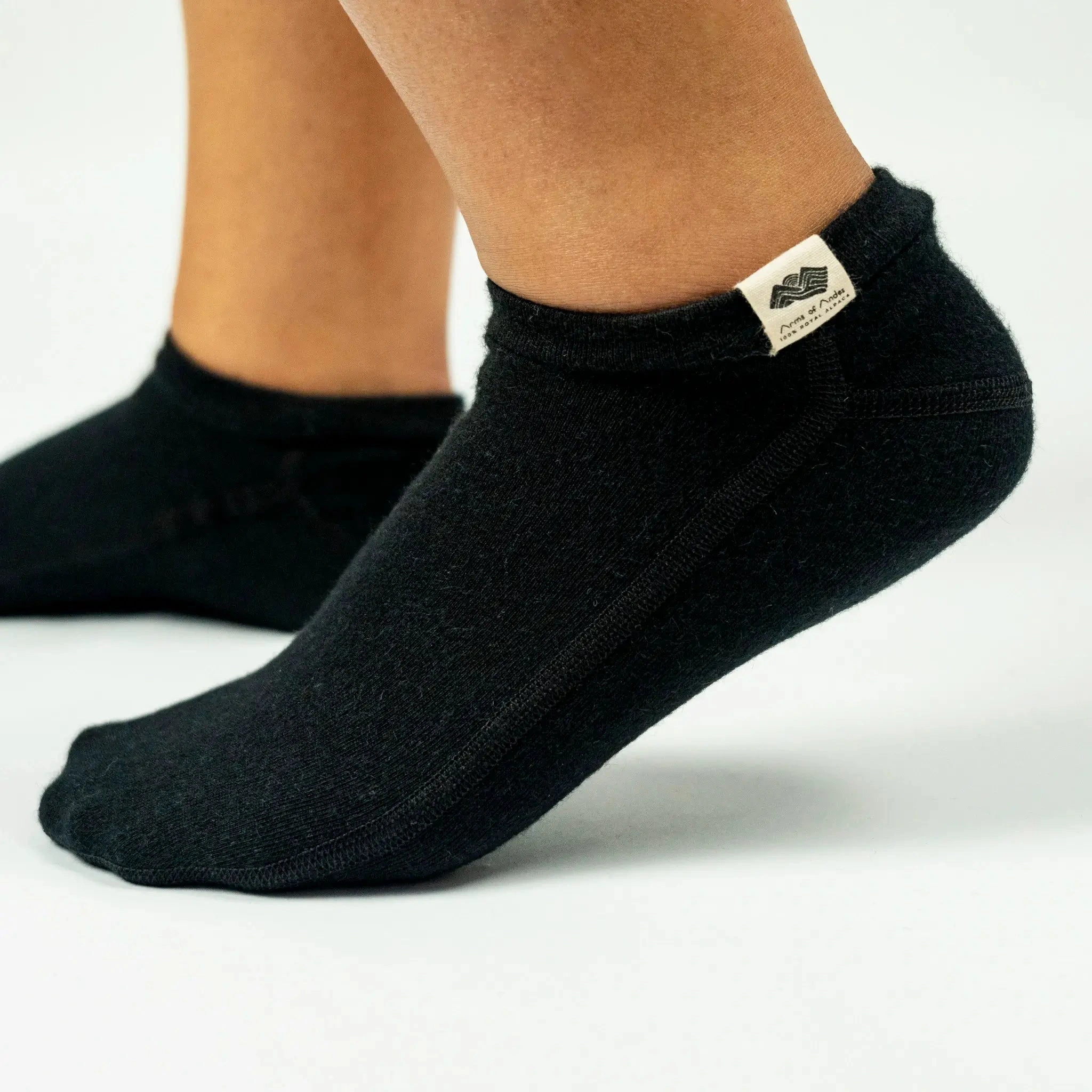 Cozy Alpaca Wool Unisex Slipper Socks - Perfect Winter Warmth!